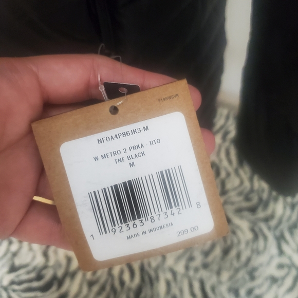 NWT parka coat - Picture 4 of 4